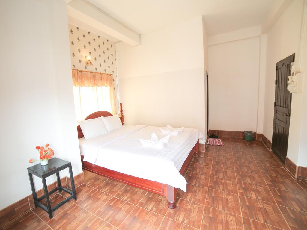 Maylay Guesthouse Vang Vieng Ngoại thất bức ảnh