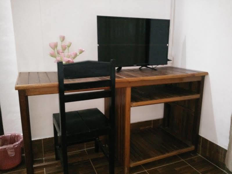 Maylay Guesthouse Vang Vieng Ngoại thất bức ảnh